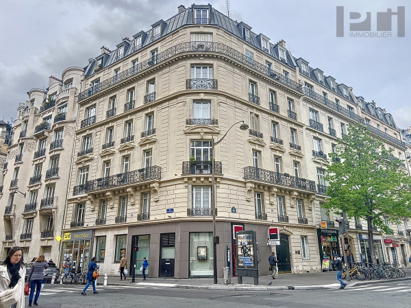 Location Immobilier Professionnel Local commercial Paris 75017